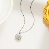 Light Luxury Rotatable SUNFLOWER Necklace Female Simple Trendy Fashion Temperament Clavicle Chain Accessories